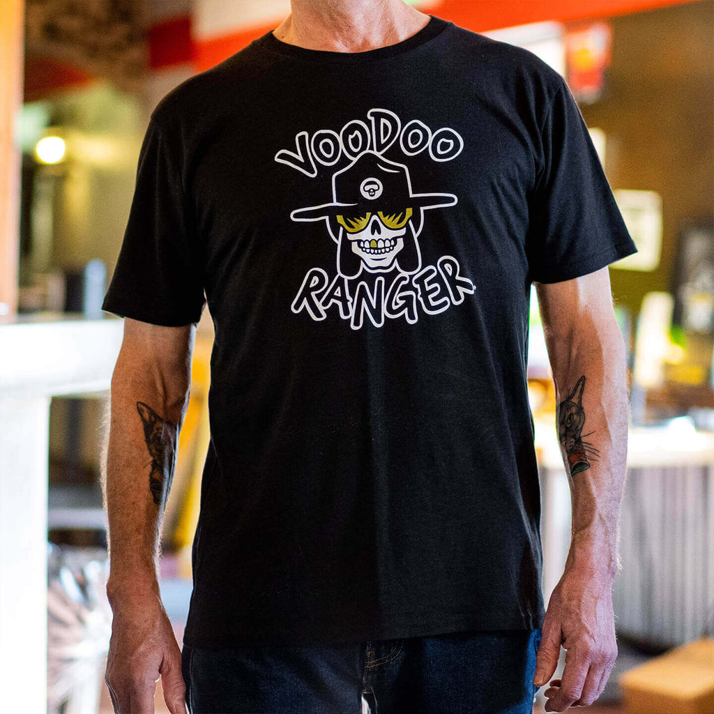 VR mens black shirt 1440w